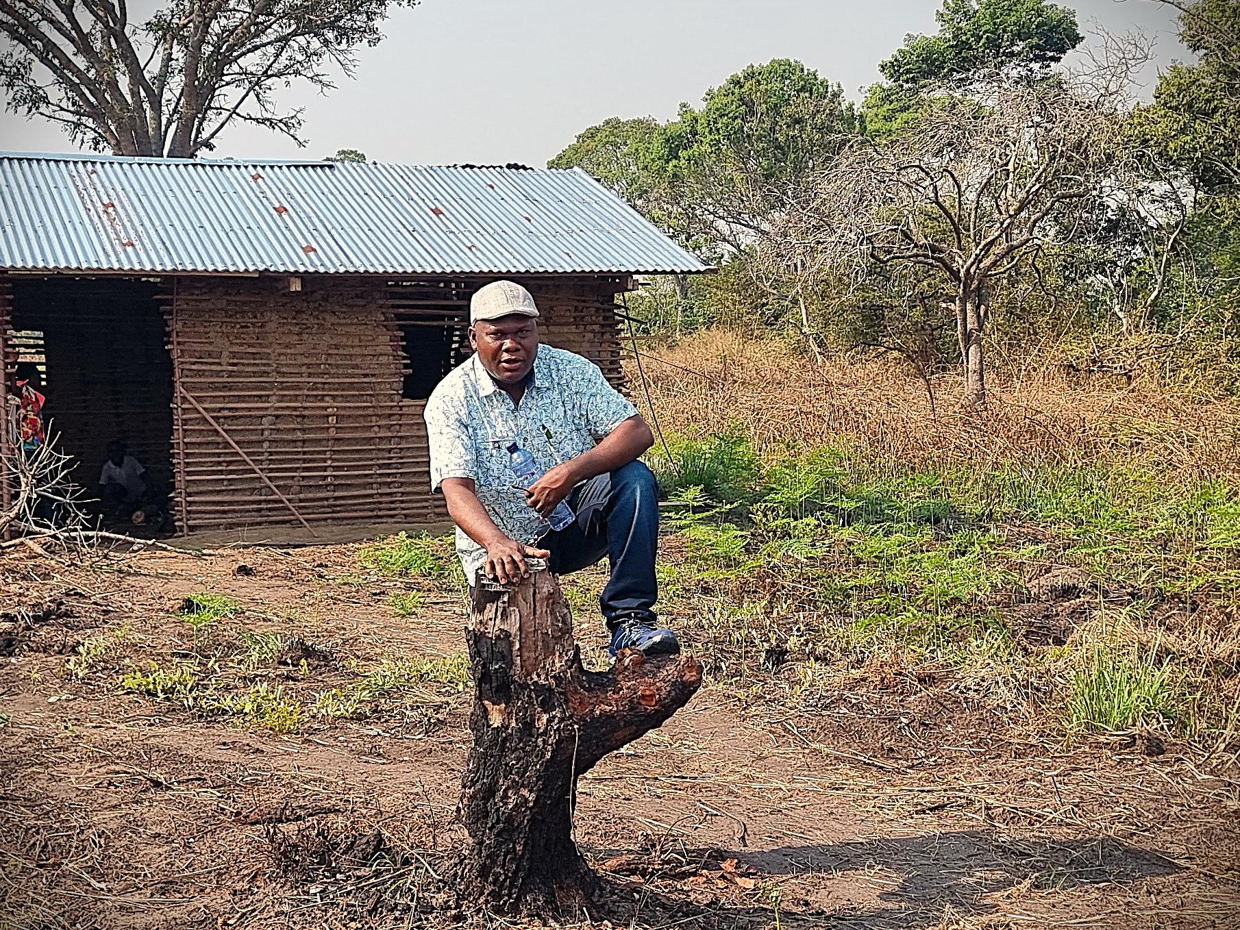 Dr. Albert Kikalulu
