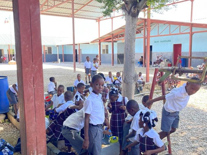 Schulkinder in Croix-des-Bouquets